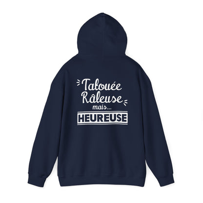 Tatouée râleuse mais heureuse