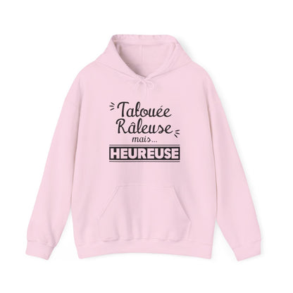 Tatouée râleuse mais heureuse