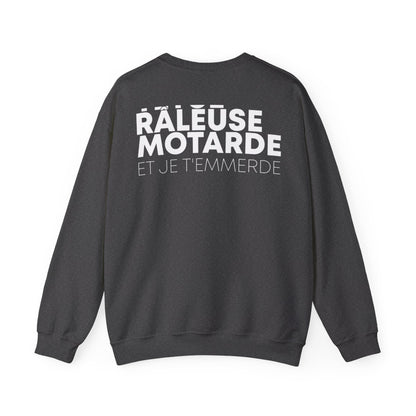 Têtue, chiante, motarde et je t'emmerde